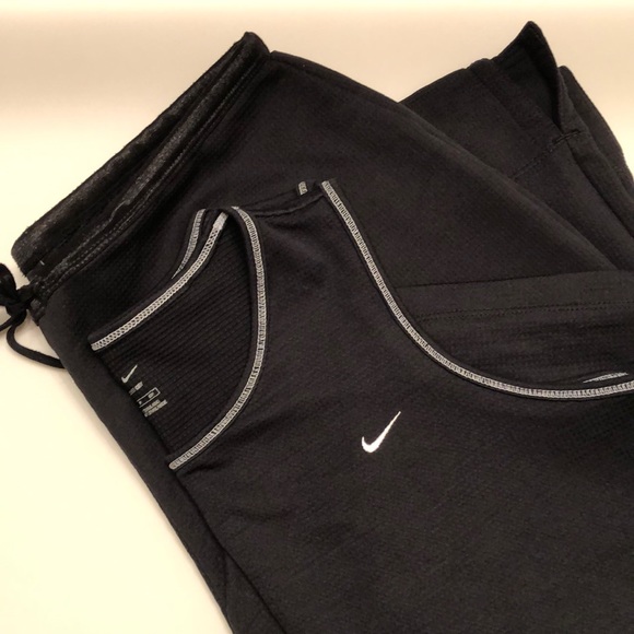 nike yoga set